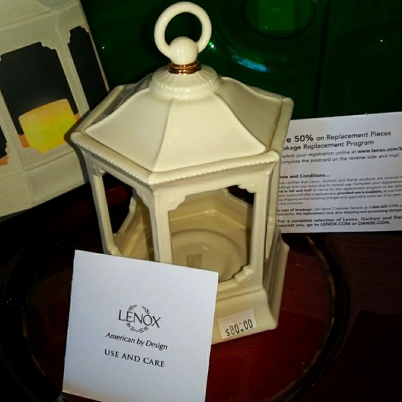 Lenox ILLuminate Lantern with Battery Candle NWT